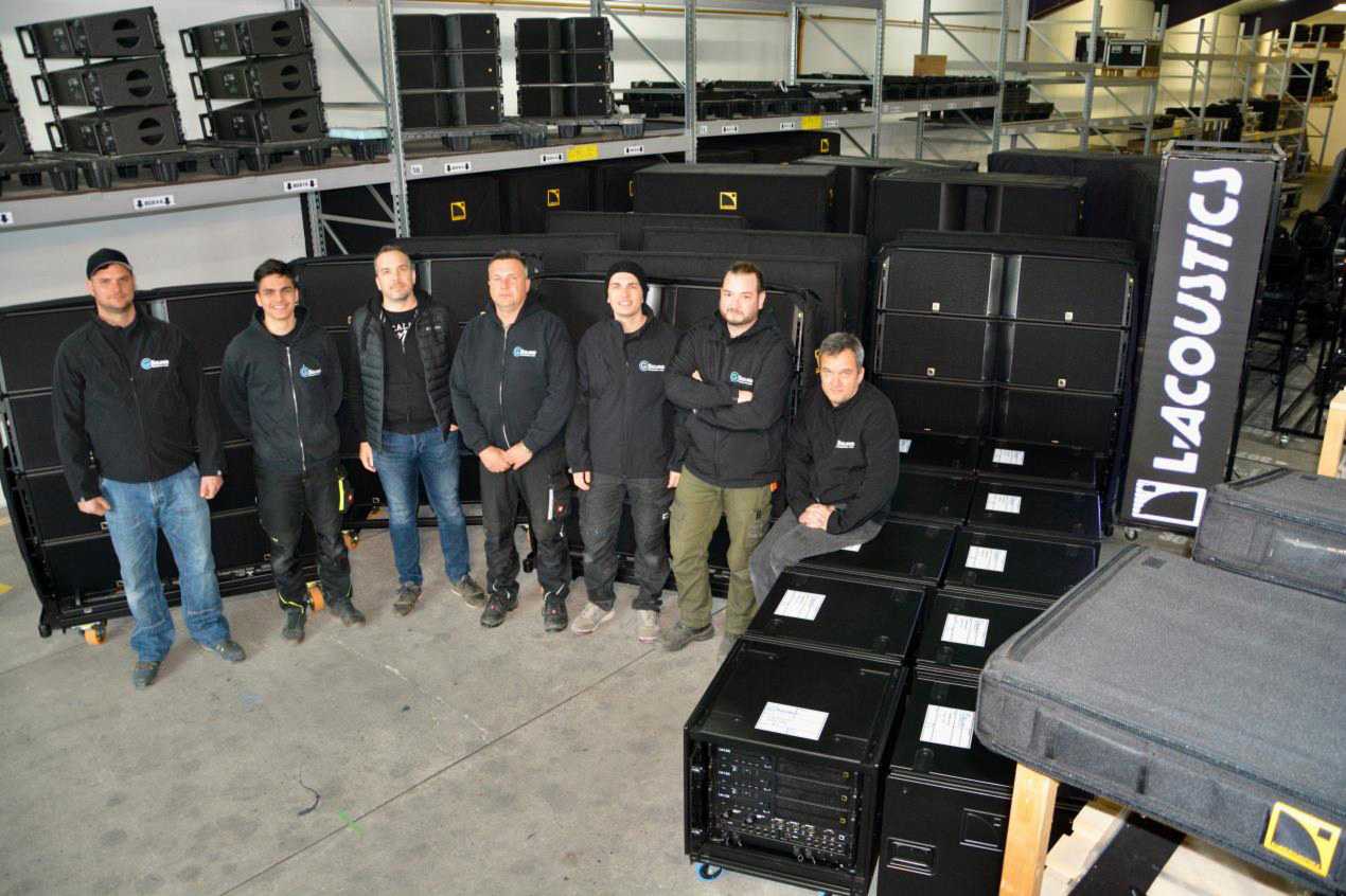 G-Sound’s Zsolt Balogh, Boldizsár Gricz, Krisztian Varga from Audmax and G-Sound’s József Gricz, Barnabás Gricz, Miklós Klauz and Tamás Lizák G-Sound’s Zsolt Balogh, Boldizsár Gricz, Krisztian Varga from Audmax and G-Sound’s József Gricz, Barnabás Gricz, Miklós Klauz and Tamás Lizák