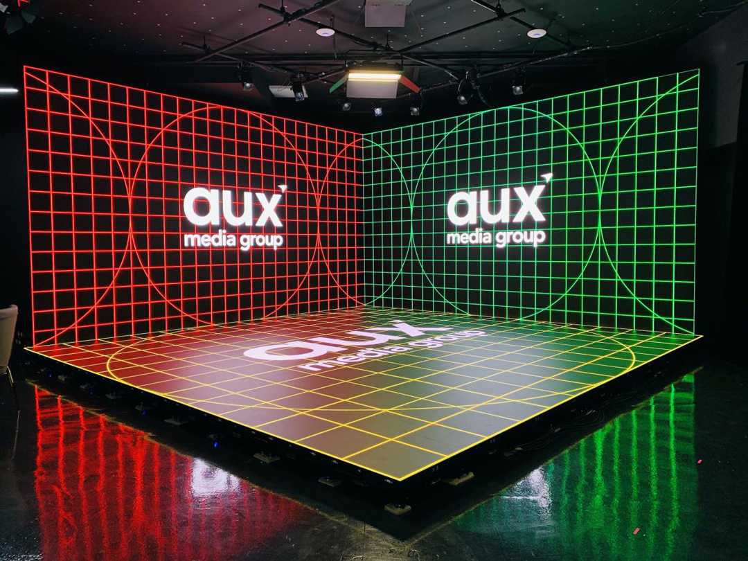 The studio has accommodated large corporate conferences and annual general meetings The studio has accommodated large corporate conferences and annual general meetings