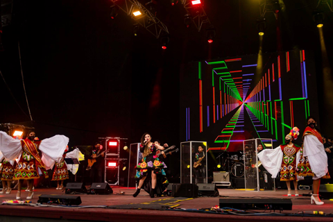 Anchoring the festival rig were the Rogue R2X Wash and COLORado Batten 144 Tour (photo: Augusto Marrandino)