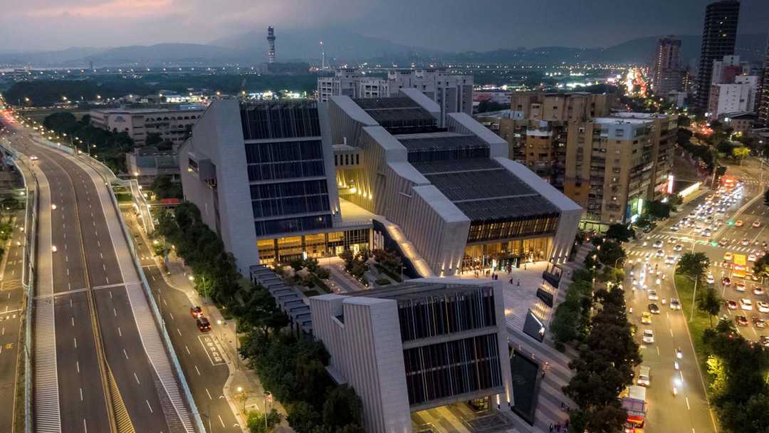 The Taiwan Traditional Theatre Centre is located in the Shilin District of Taipei