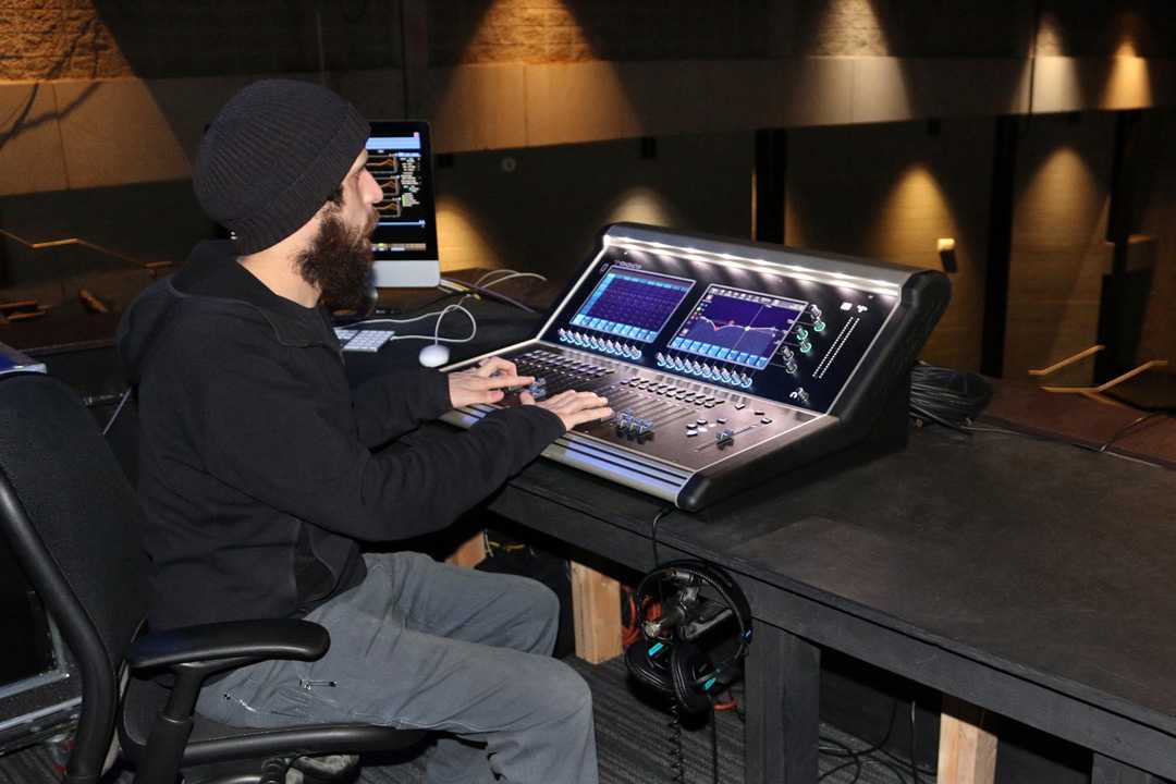 Georgia Tech Arts audio engineer Joe Davis at the Ferst Centre’s DiGiCo S21