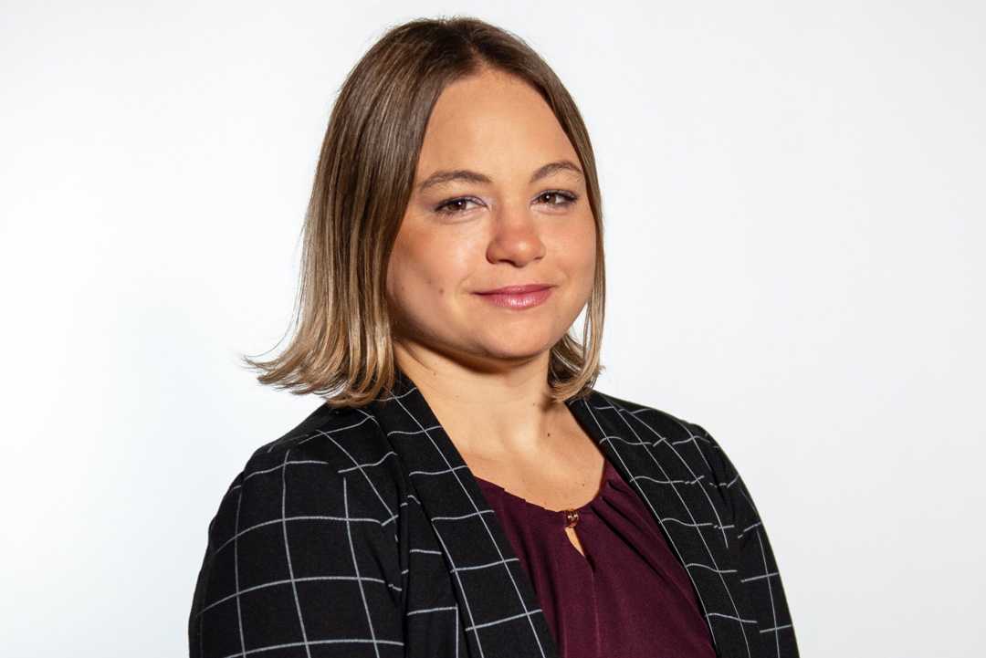 Angela Cardetti has over 15 years of experience in technical production Angela Cardetti has over 15 years of experience in technical production