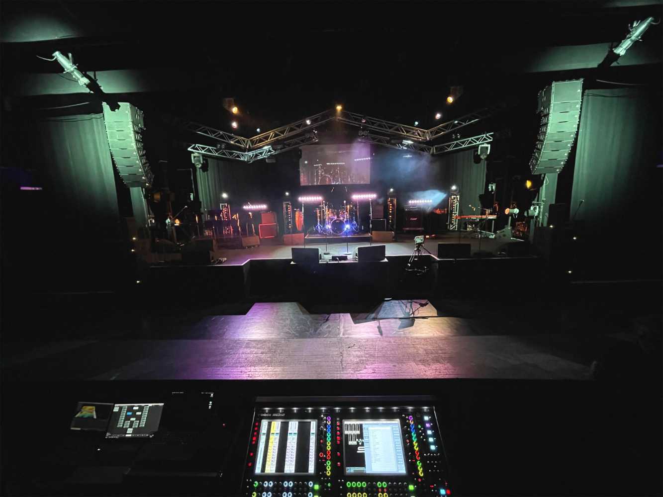The concert took place in the School’s Obie Theatre The concert took place in the School’s Obie Theatre