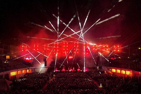 The Fous Chantants d’Alès concert, featuring Pascal Obispo (photo: SGroup)