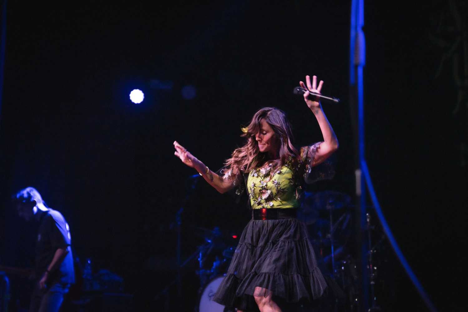Natalie Imbruglia – back on the road (photo: Shoot the Noise) Natalie Imbruglia – back on the road (photo: Shoot the Noise)