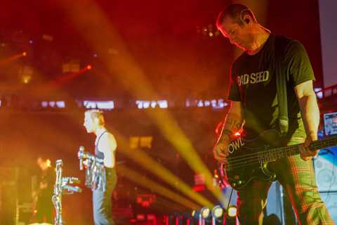 The tour wrapped up in style on 19 November with a show at the Hollywood Bowl The tour wrapped up in style on 19 November with a show at the Hollywood Bowl