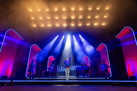 Lukas Graham on tour (photo: Allan Niss)