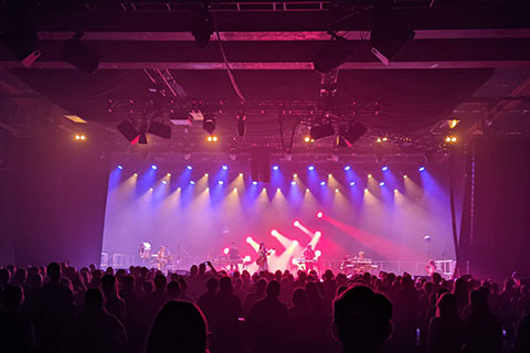 Feist plays London’s Roundhouse