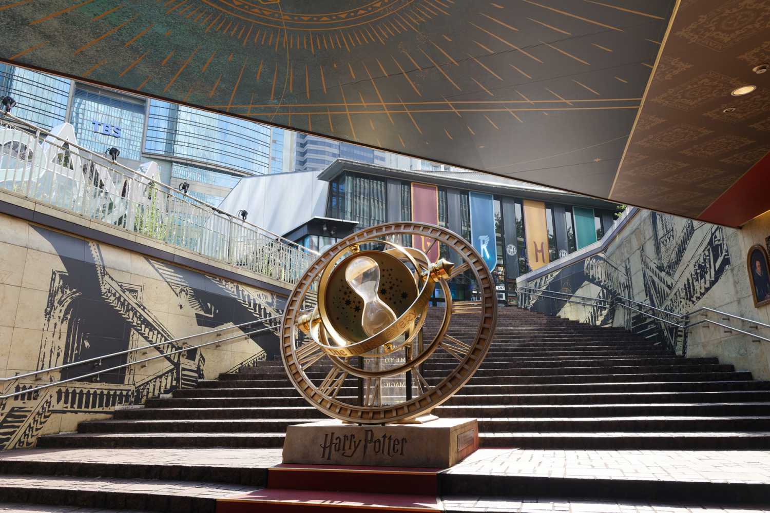 Harry Potter and the Cursed Child has been a worldwide hit Harry Potter and the Cursed Child has been a worldwide hit